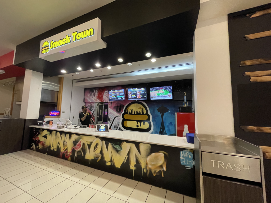 digital-menus-fast-food-smack-town-burgers